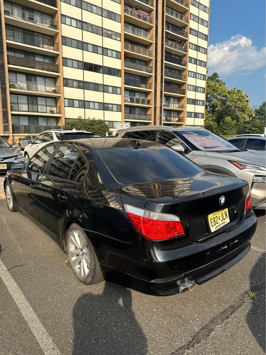 2004 BMW E60 545i & 550i Sedan - Image 3 of 6
