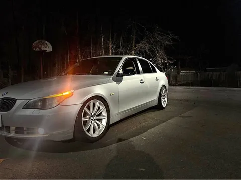 2004 BMW 545i Sedan