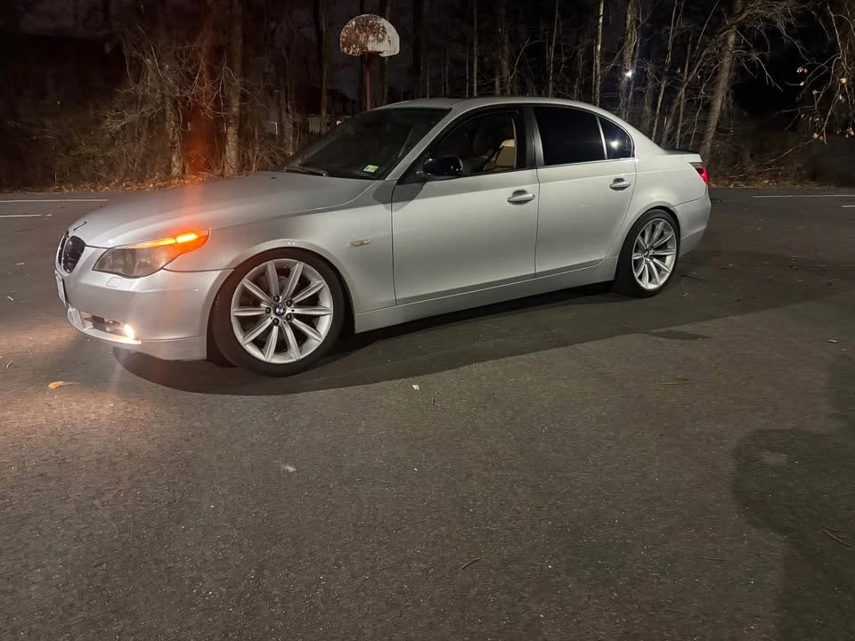 2004 BMW E60 545i & 550i Sedan - Image 3 of 8