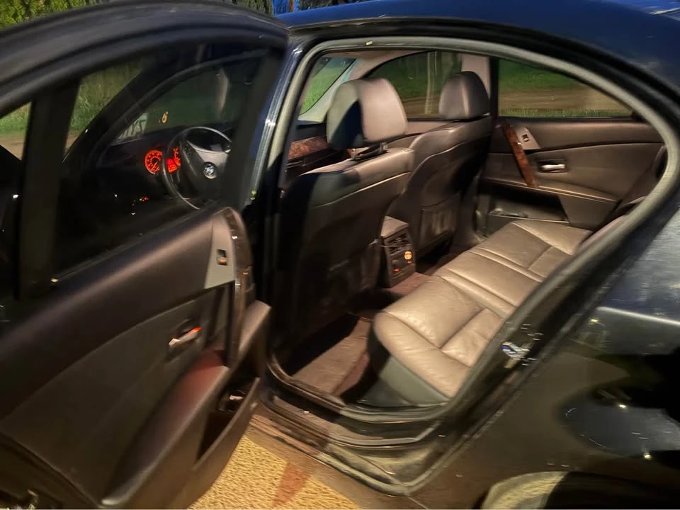 2004 BMW E60 545i & 550i Sedan - Image 12 of 15