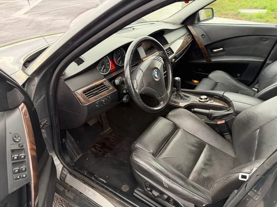 2004 BMW E60 545i & 550i Sedan - Image 8 of 9