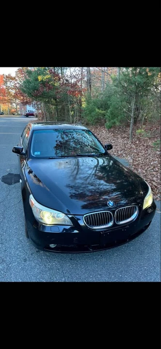 2004 BMW E60 545i & 550i Sedan - Image 2 of 16