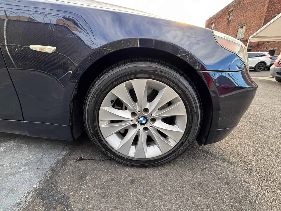 2004 BMW E60 545i & 550i Sedan - Image 12 of 18