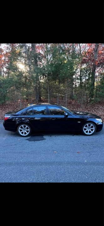 2004 BMW E60 545i & 550i Sedan - Image 4 of 16