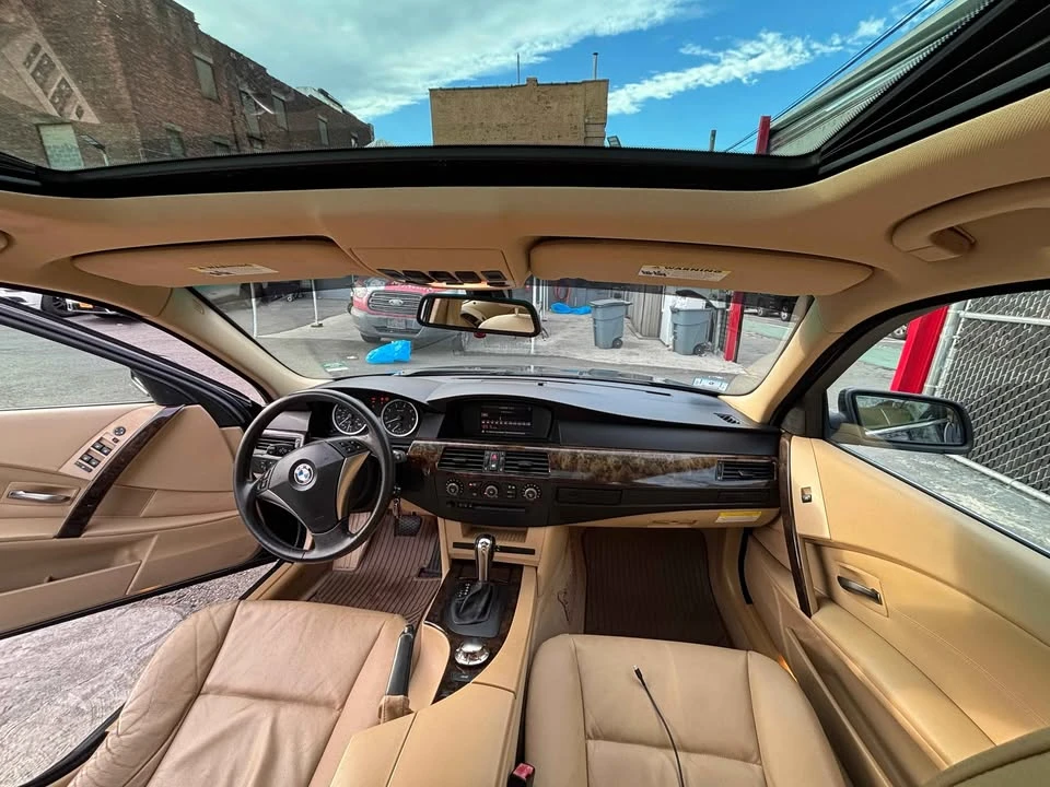 2004 BMW E60 545i & 550i Sedan - Image 7 of 18