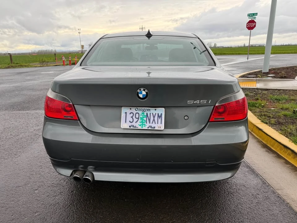 2004 BMW E60 545i & 550i Sedan - Image 4 of 9