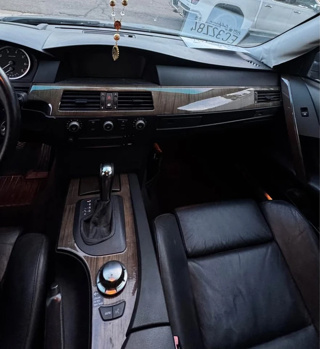 2004 BMW E60 545i & 550i Sedan - Image 10 of 12