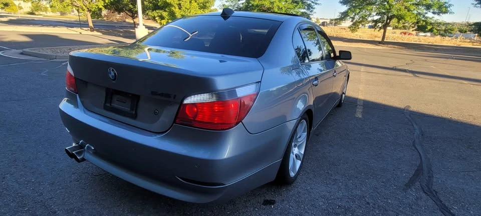 2004 BMW E60 545i & 550i Sedan - Image 4 of 18
