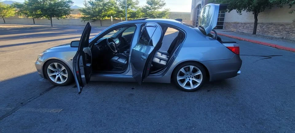2004 BMW E60 545i & 550i Sedan - Image 17 of 18