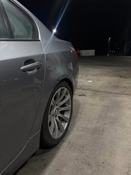 2004 BMW E60 545i & 550i Sedan - Image 3 of 7
