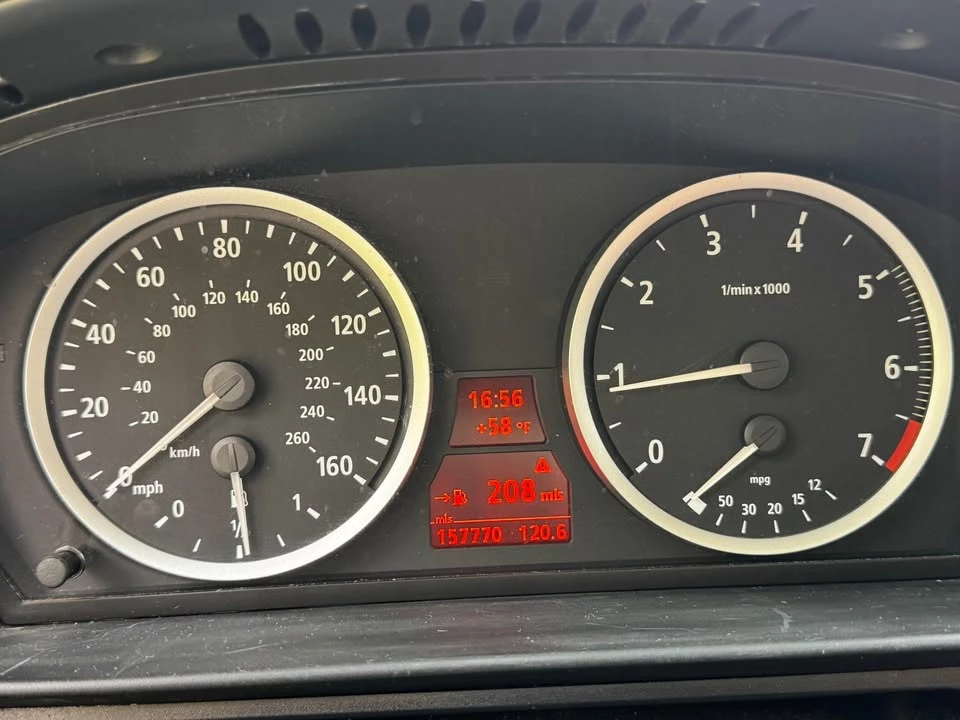 2004 BMW E60 545i & 550i Sedan - Image 7 of 12