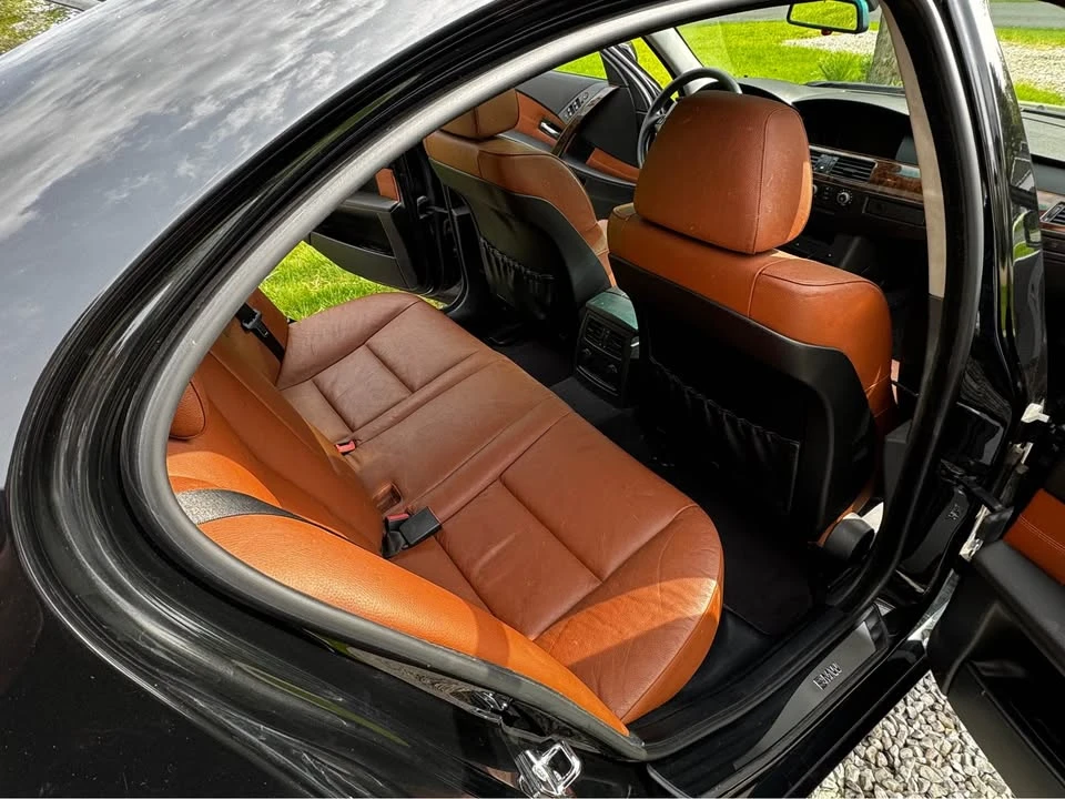 2004 BMW E60 545i & 550i Sedan - Image 10 of 12