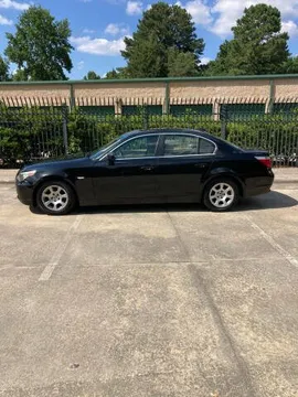 2004 BMW 525i