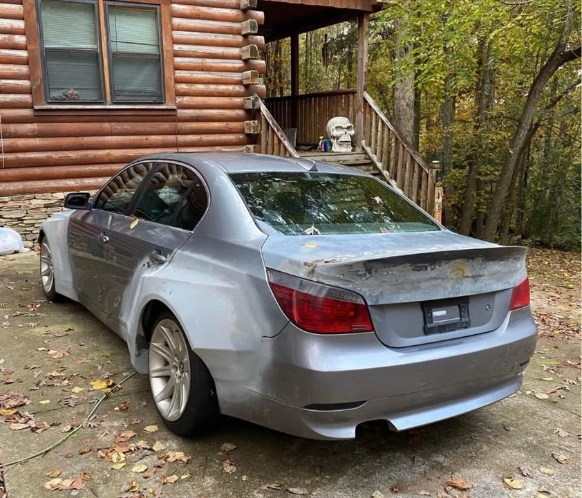 2004 BMW E39 5 Series - Image 2 of 3