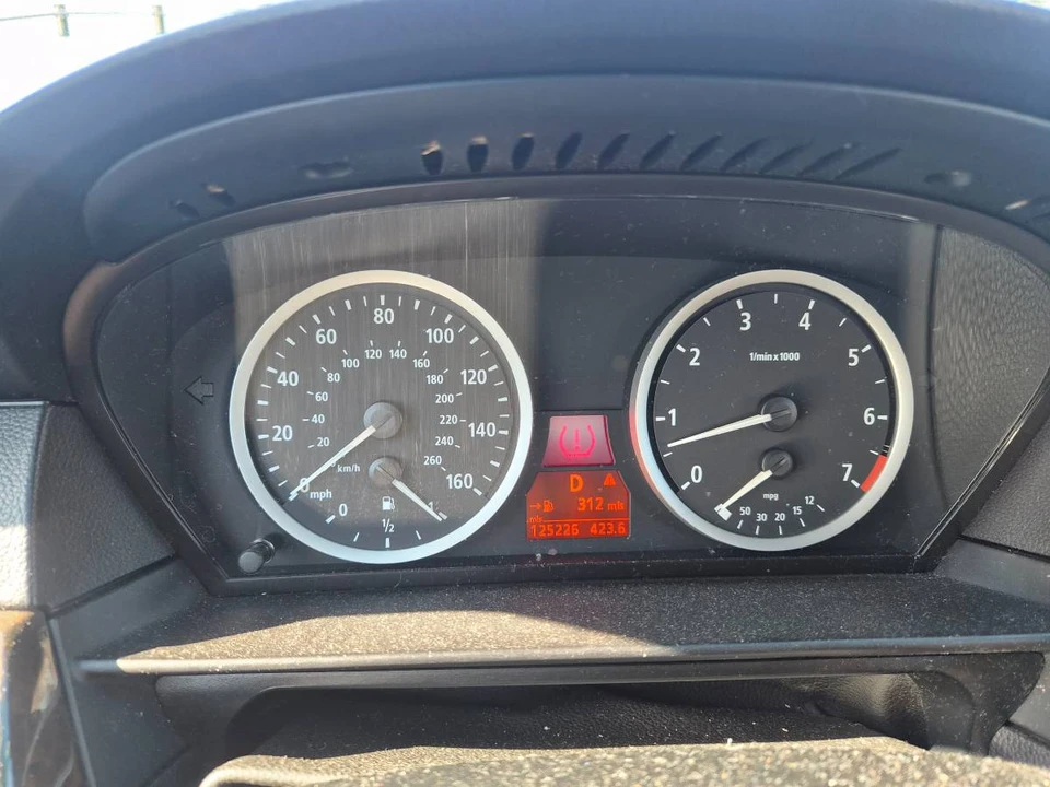 2004 BMW E39 5 Series - Image 9 of 16