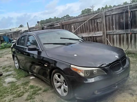 2004 BMW 530i