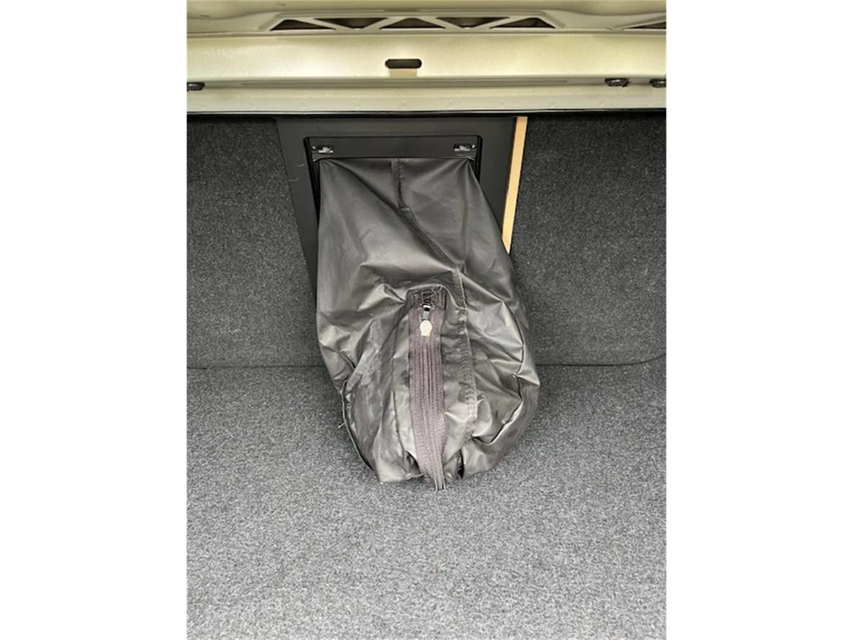2004 BMW E39 5 Series - Image 16 of 25