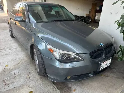 2004 BMW 530i