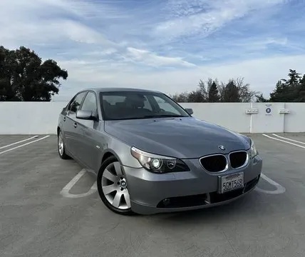 2004 BMW 530i