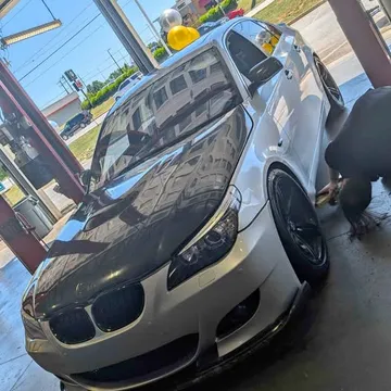 2004 BMW 530i