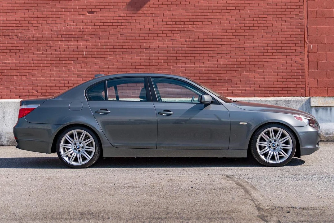 2004 BMW 5 Series - Image 2 of 31