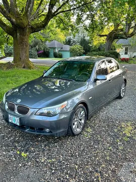 2004 BMW 545i