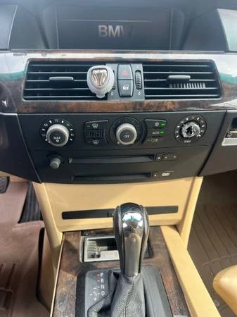 2004 BMW E60 545i & 550i Sedan - Image 13 of 16