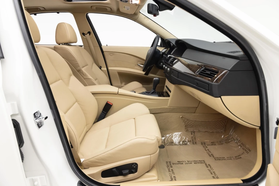 2004 BMW E60 545i & 550i Sedan - Image 4 of 21