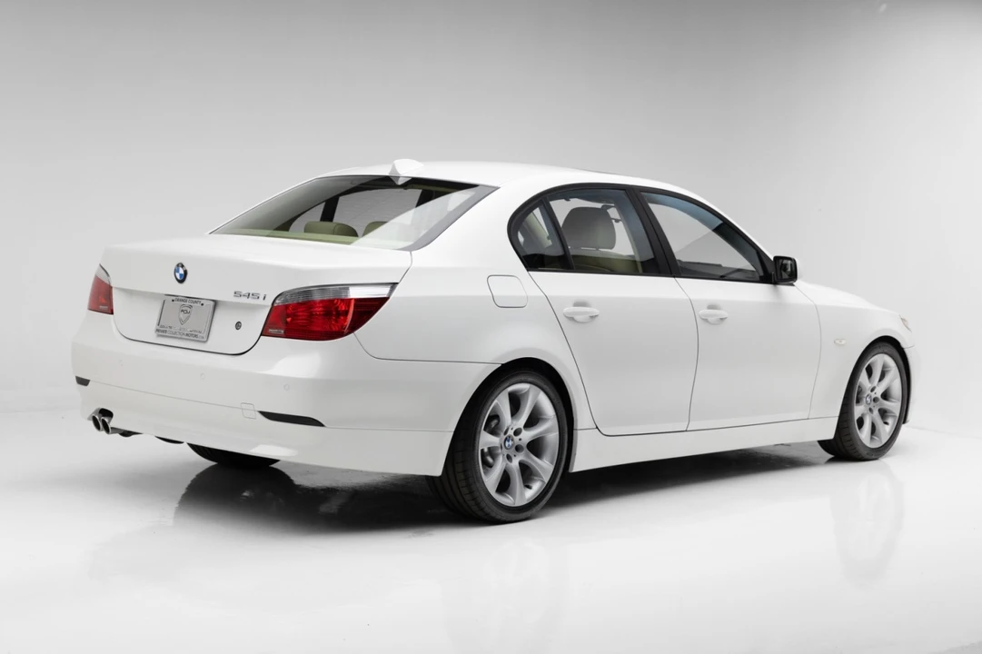 2004 BMW E60 545i & 550i Sedan - Image 15 of 21