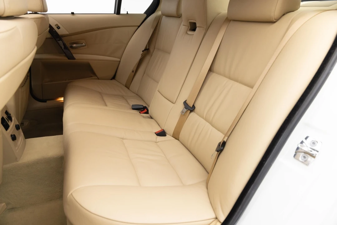 2004 BMW E60 545i & 550i Sedan - Image 21 of 21