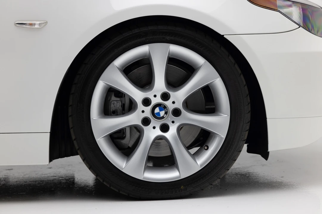 2004 BMW E60 545i & 550i Sedan - Image 12 of 21