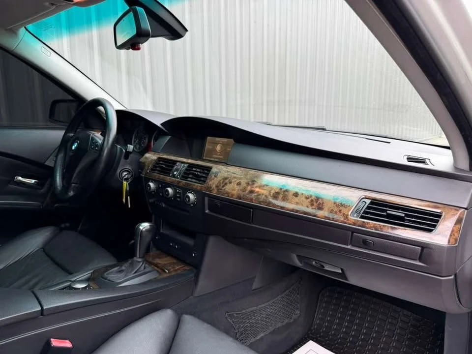 2004 BMW E60 545i & 550i Sedan - Image 15 of 20
