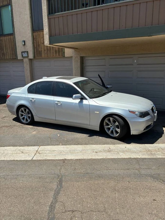 2004 BMW E60 545i & 550i Sedan - Image 4 of 4