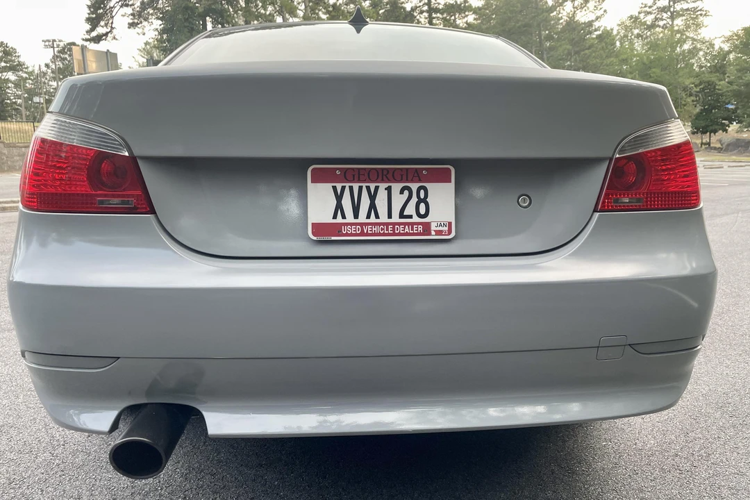 2004 BMW E60 545i & 550i Sedan - Image 5 of 31