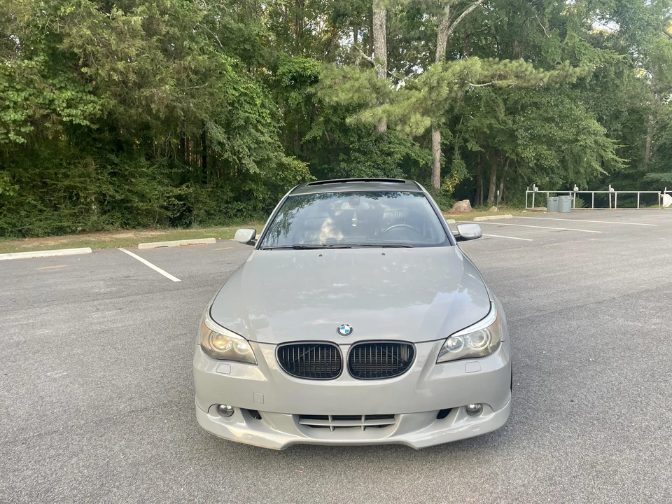 2004 BMW E60 545i & 550i Sedan - Image 6 of 31