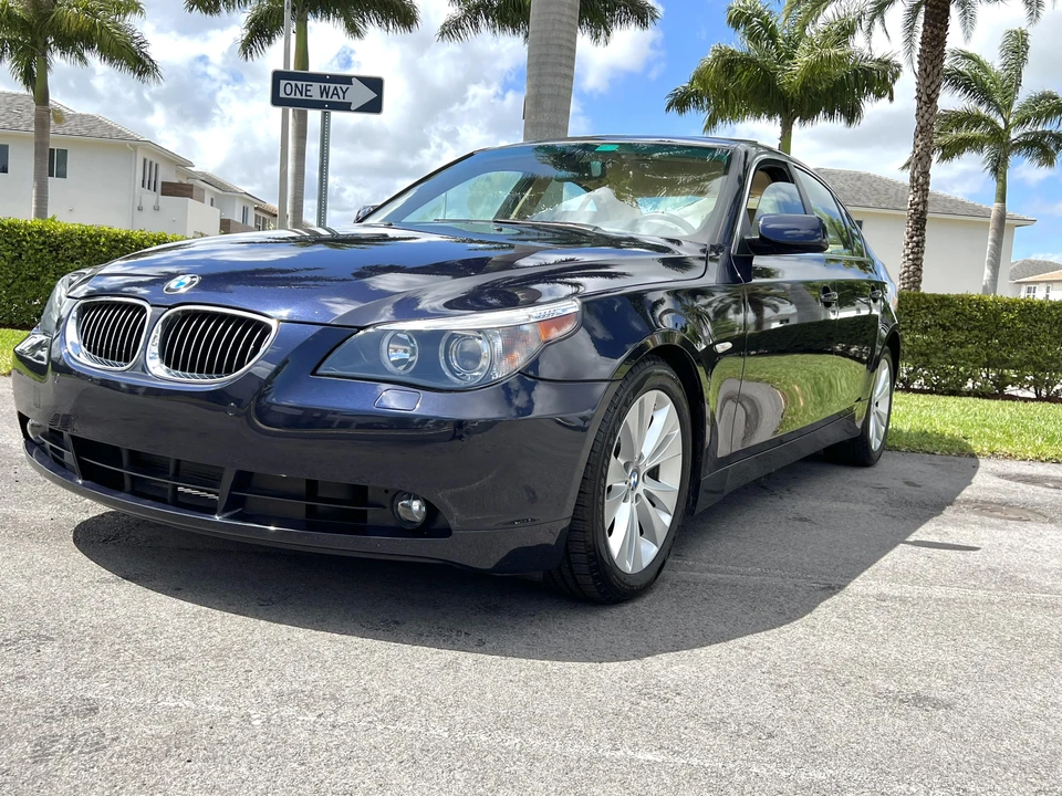 2004 BMW E60 545i & 550i Sedan - Image 6 of 31