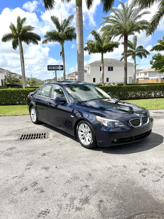 2004 BMW E60 545i & 550i Sedan - Image 27 of 31
