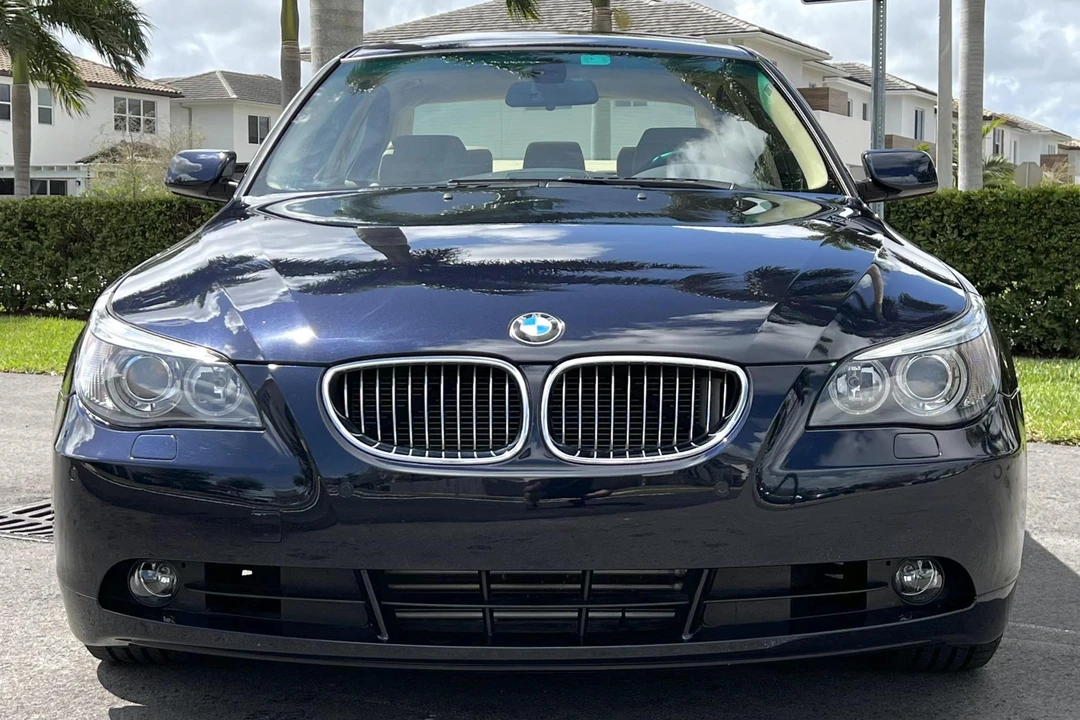 2004 BMW E60 545i & 550i Sedan - Image 3 of 31