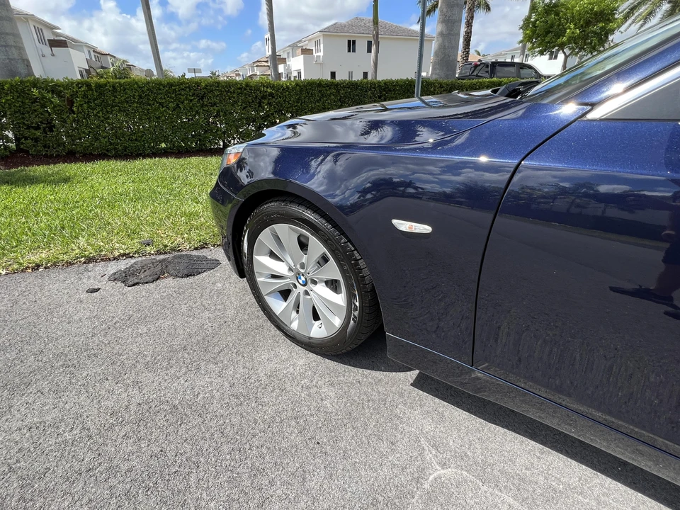 2004 BMW E60 545i & 550i Sedan - Image 31 of 31