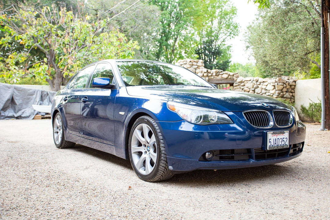 2004 BMW E60 545i & 550i Sedan - Image 2 of 31