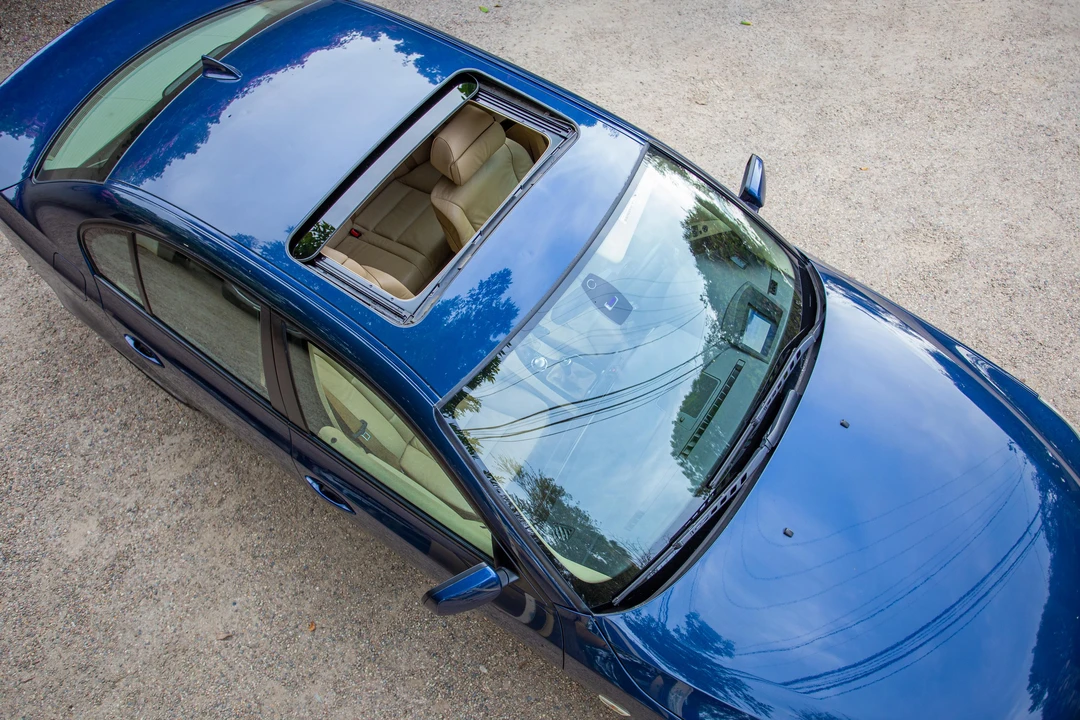 2004 BMW E60 545i & 550i Sedan - Image 13 of 31
