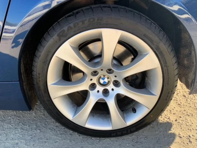 2004 BMW E60 545i & 550i Sedan - Image 21 of 31