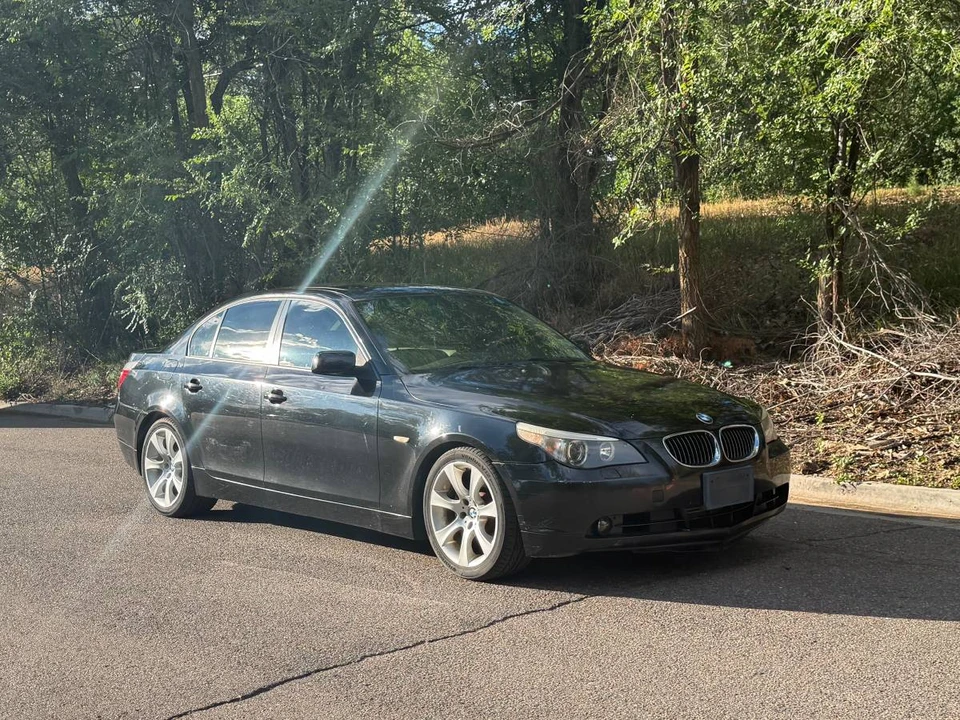 2004 BMW E60 545i & 550i Sedan - Image 6 of 13