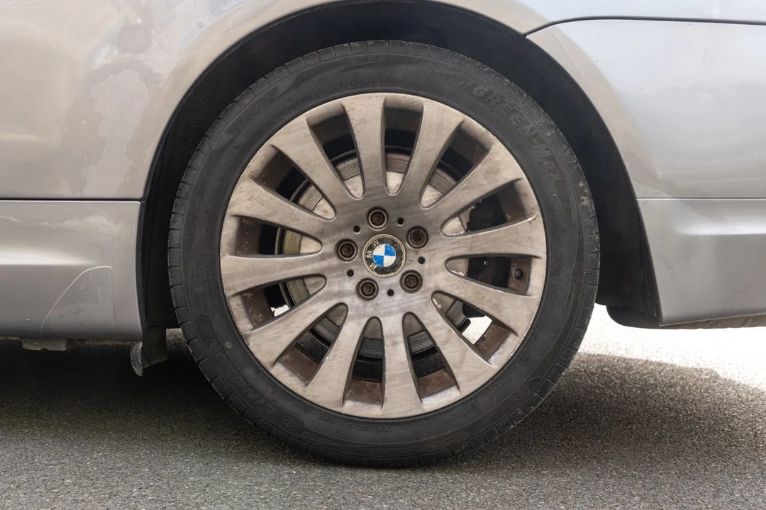 2004 BMW E63/E64 645Ci & 650i - Image 12 of 31