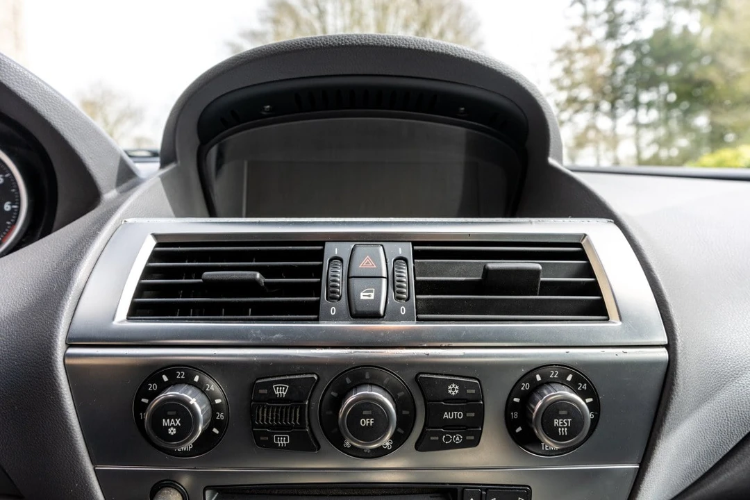 2004 BMW E63/E64 645Ci & 650i - Image 29 of 31
