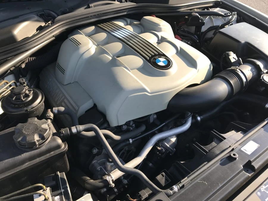 2004 BMW E63/E64 645Ci & 650i - Image 7 of 10