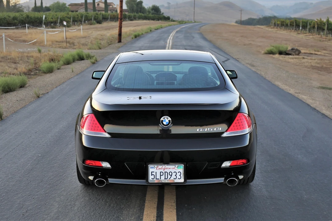2004 BMW E63/E64 645Ci & 650i - Image 17 of 31