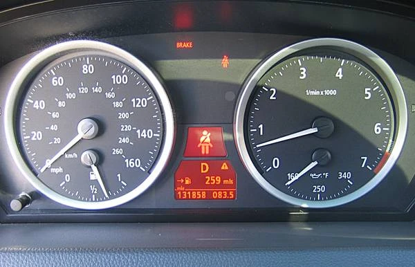 2004 BMW E63/E64 645Ci & 650i - Image 15 of 21