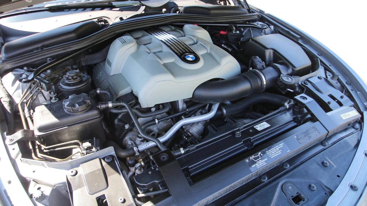 2004 BMW E63/E64 645Ci & 650i - Image 9 of 31