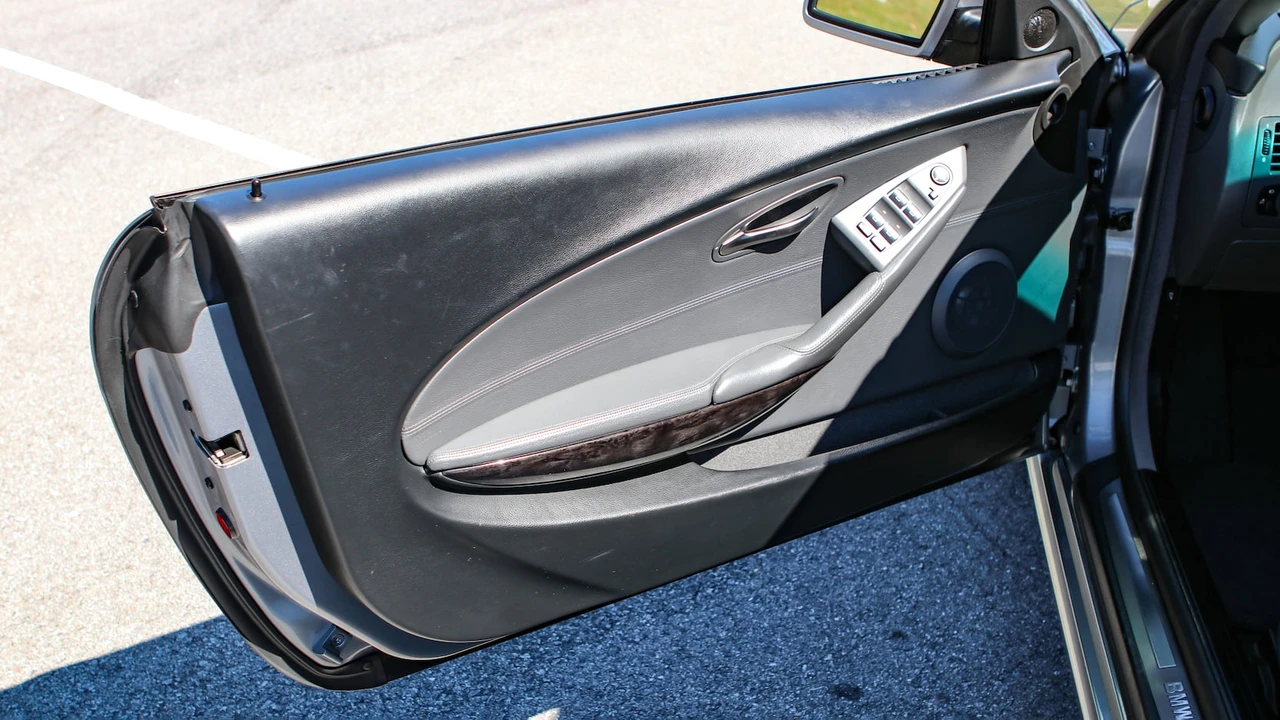 2004 BMW E63/E64 645Ci & 650i - Image 12 of 31